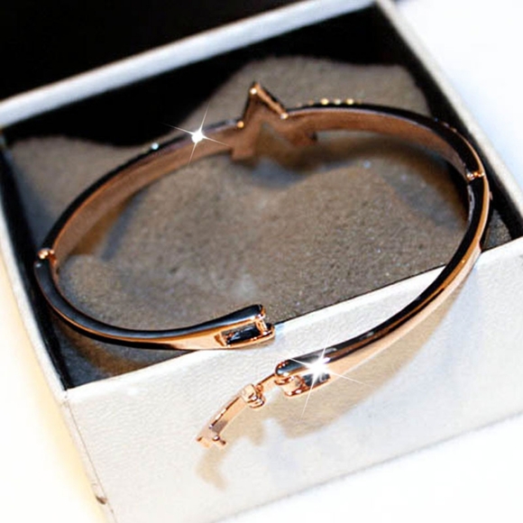 14k gold rhinestones bracelet - Picture 7 of 8